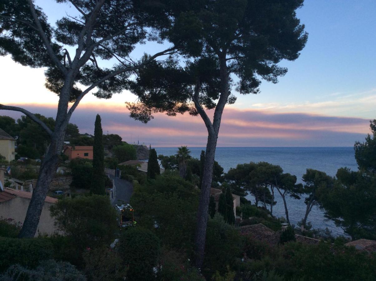 Les Bruyeres Bed & Breakfast Saint-Mandrier-sur-Mer Exterior photo